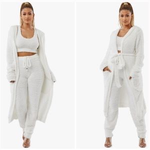 White cozy set